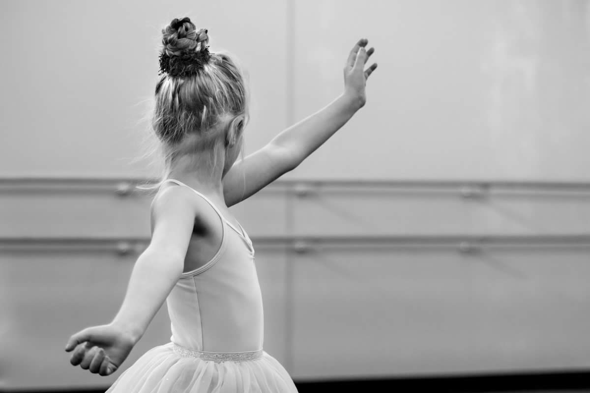 Four Reasons You Should Enroll Your Child in Dance Classes at a Young Age