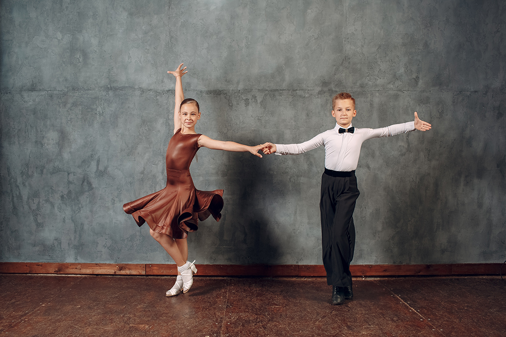 Master Ballroom Dance Steps: Your Complete Beginner's Guide